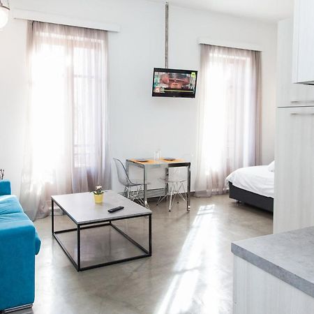 Beautiful Apt Near Monastiraki Sqr Apartment Athens Luaran gambar