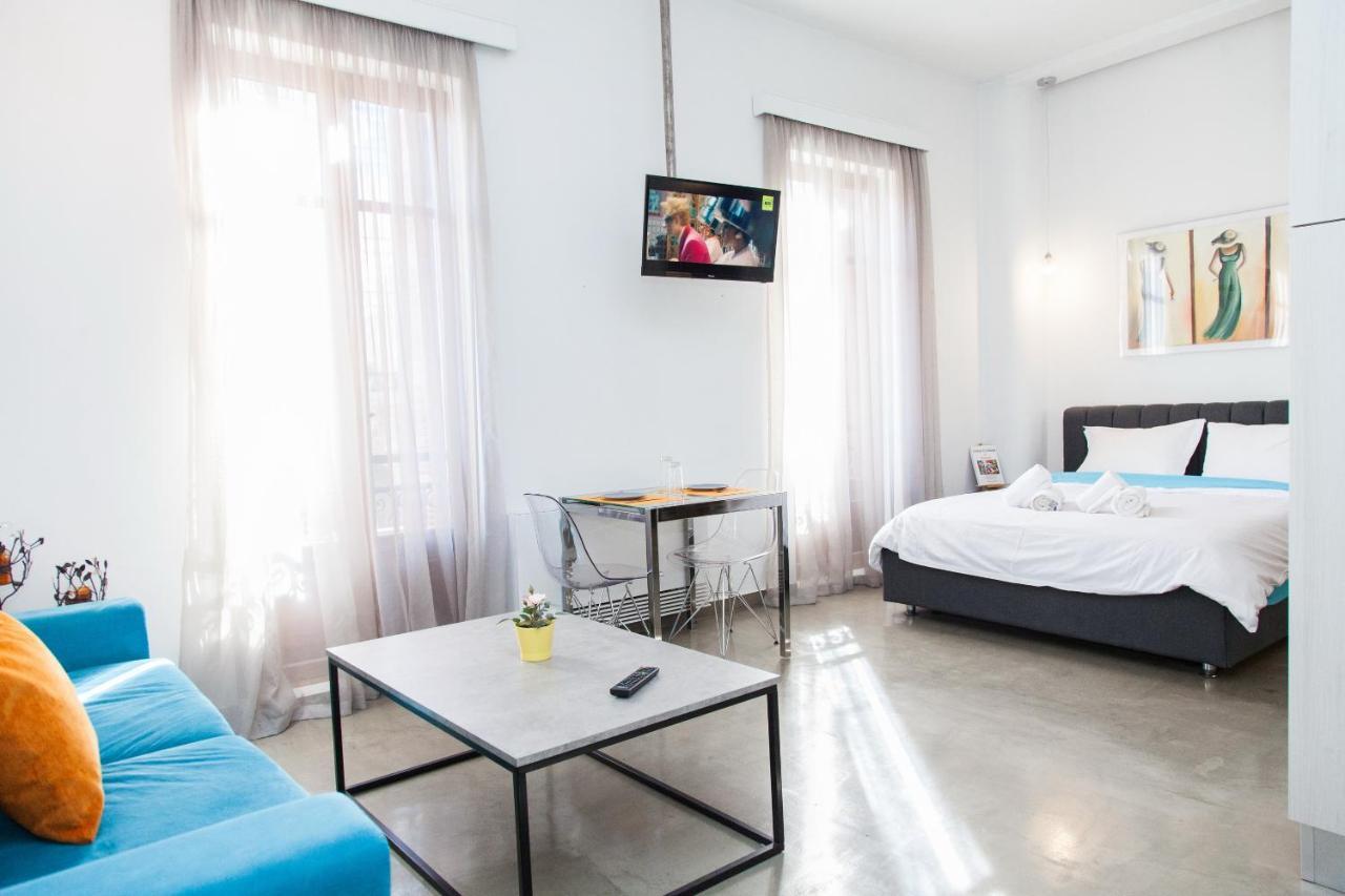 Beautiful Apt Near Monastiraki Sqr Apartment Athens Luaran gambar