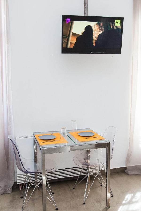 Beautiful Apt Near Monastiraki Sqr Apartment Athens Luaran gambar